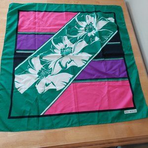 Gina Ruccini square scarf emerald green white flowers 30.5"  Made in Italy